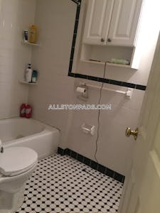 Allston Apartment for rent 4 Bedrooms 2 Baths Boston - $4,800