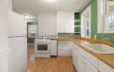 Newton 4 Beds 1 Bath  Chestnut Hill - $5,600