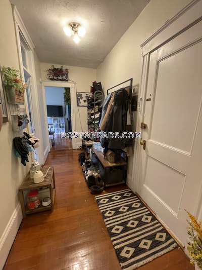 Brookline 2 Bed 1 Bath BROOKLINE- WASHINGTON SQUARE $2,700  Washington Square - $2,700