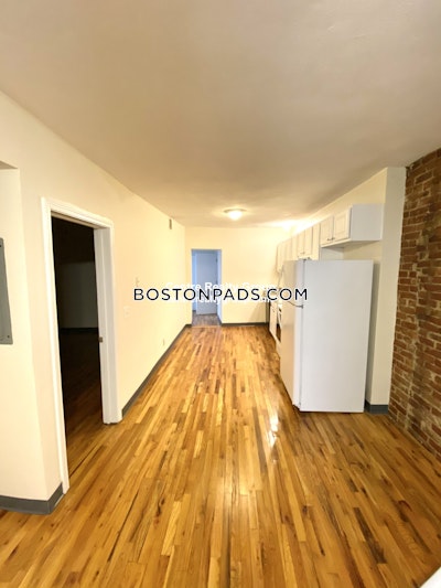 Mission Hill 3 Beds 1 Bath on Huntington Ave in Boston Boston - $4,500