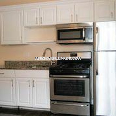 Roxbury Apartment for rent 3 Bedrooms 1 Bath Boston - $5,000