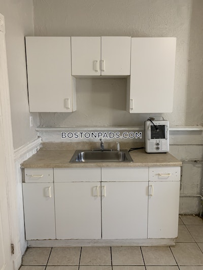 Roxbury Apartment for rent 3 Bedrooms 1 Bath Boston - $3,000