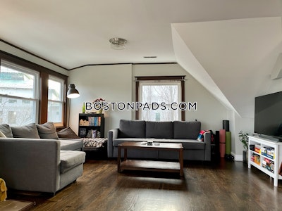 Fort Hill Apartment for 9/1 move-in! Call now Boston - $4,400