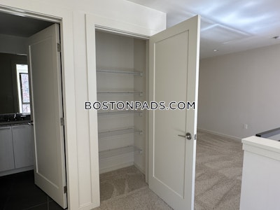 West End 1 Bed 1 Bath Boston - $4,235