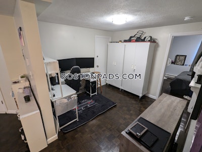 Malden Apartment for rent 1 Bedroom 1 Bath - $2,000 50% Fee